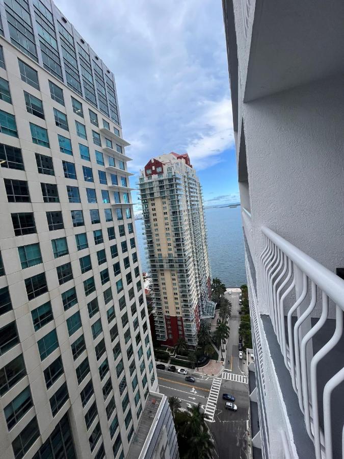 Studios In Brickell With Pool, Gym, Free Parking And Game Room 마이애미 외부 사진