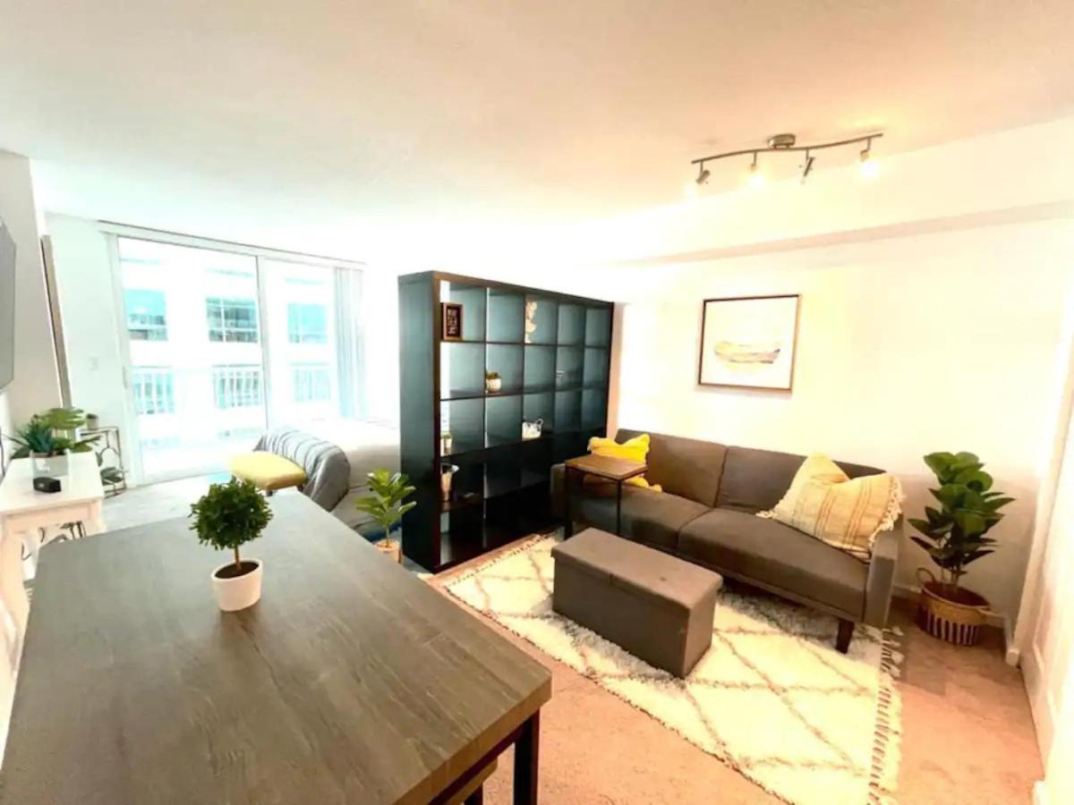 Studios In Brickell With Pool, Gym, Free Parking And Game Room 마이애미 외부 사진