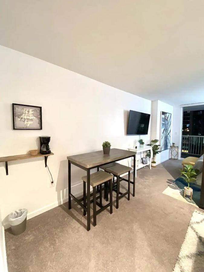 Studios In Brickell With Pool, Gym, Free Parking And Game Room 마이애미 외부 사진