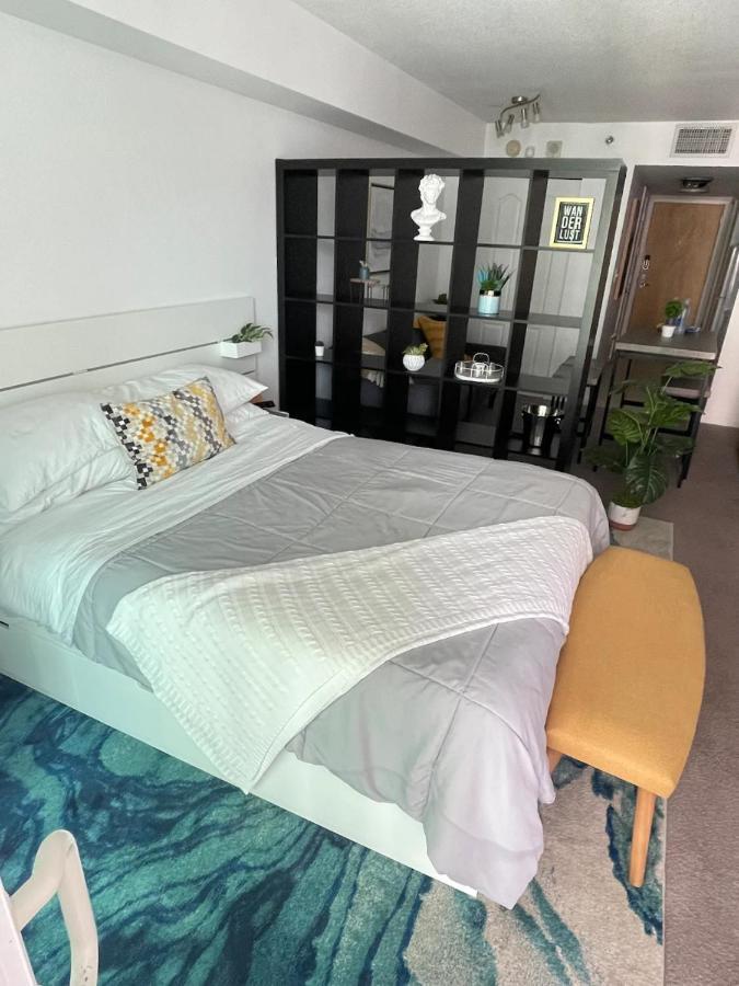 Studios In Brickell With Pool, Gym, Free Parking And Game Room 마이애미 외부 사진